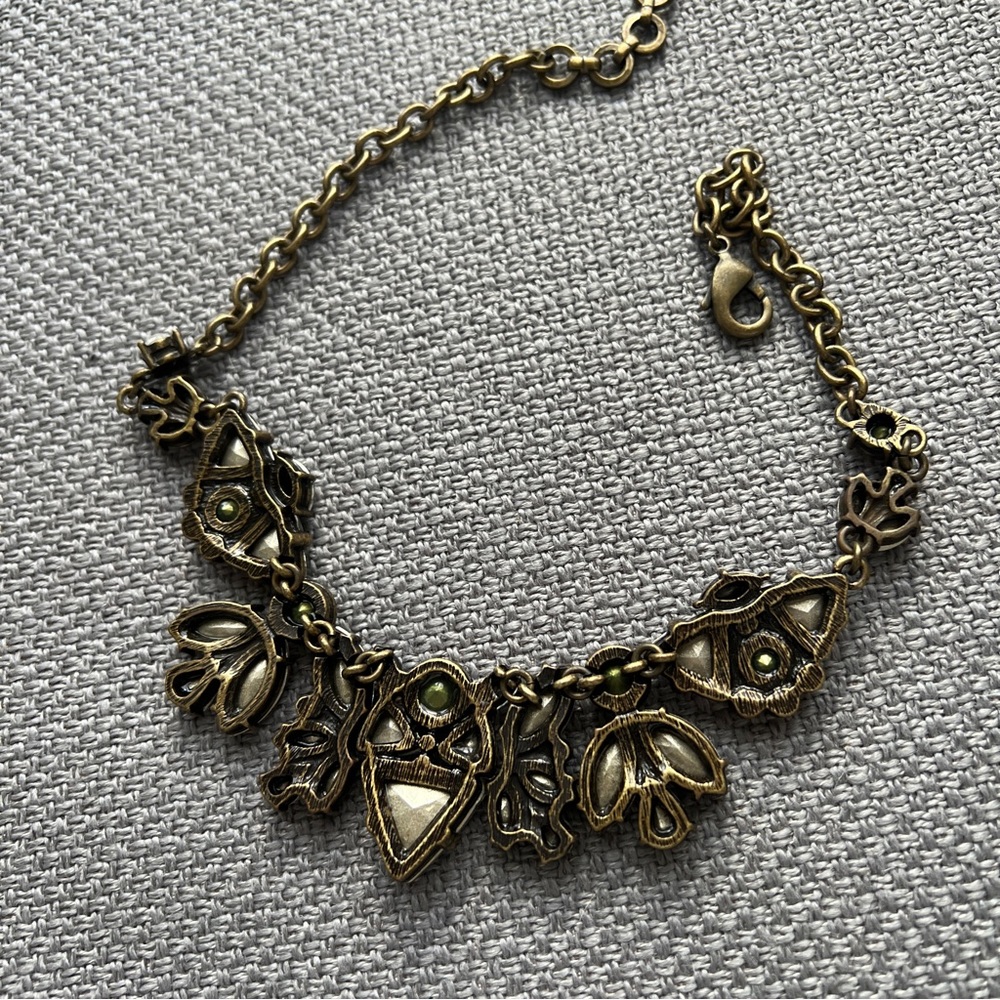 C Wonder Rhinestone Statement Necklace - Picture 6 of 6